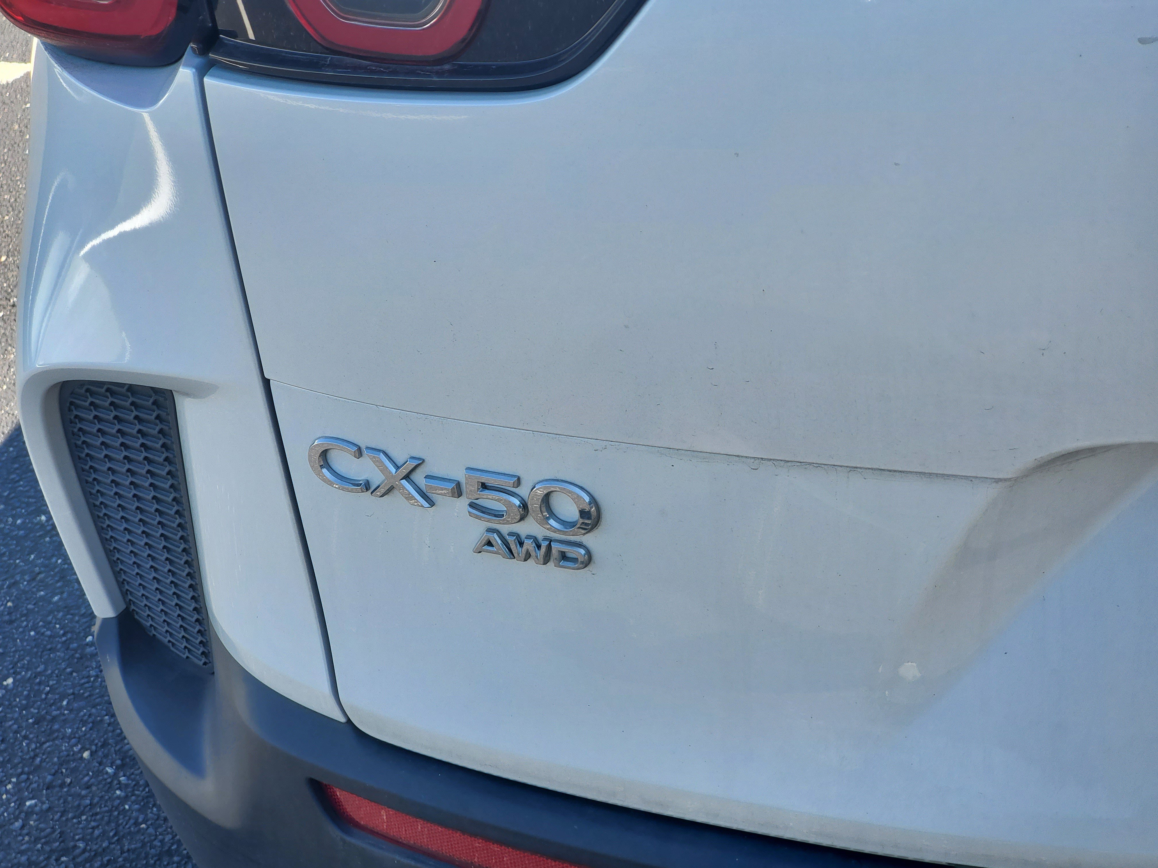 Used 2025 MAZDA CX-50 AWD 2.5 Hybrid w/ Premium Pkg image 9