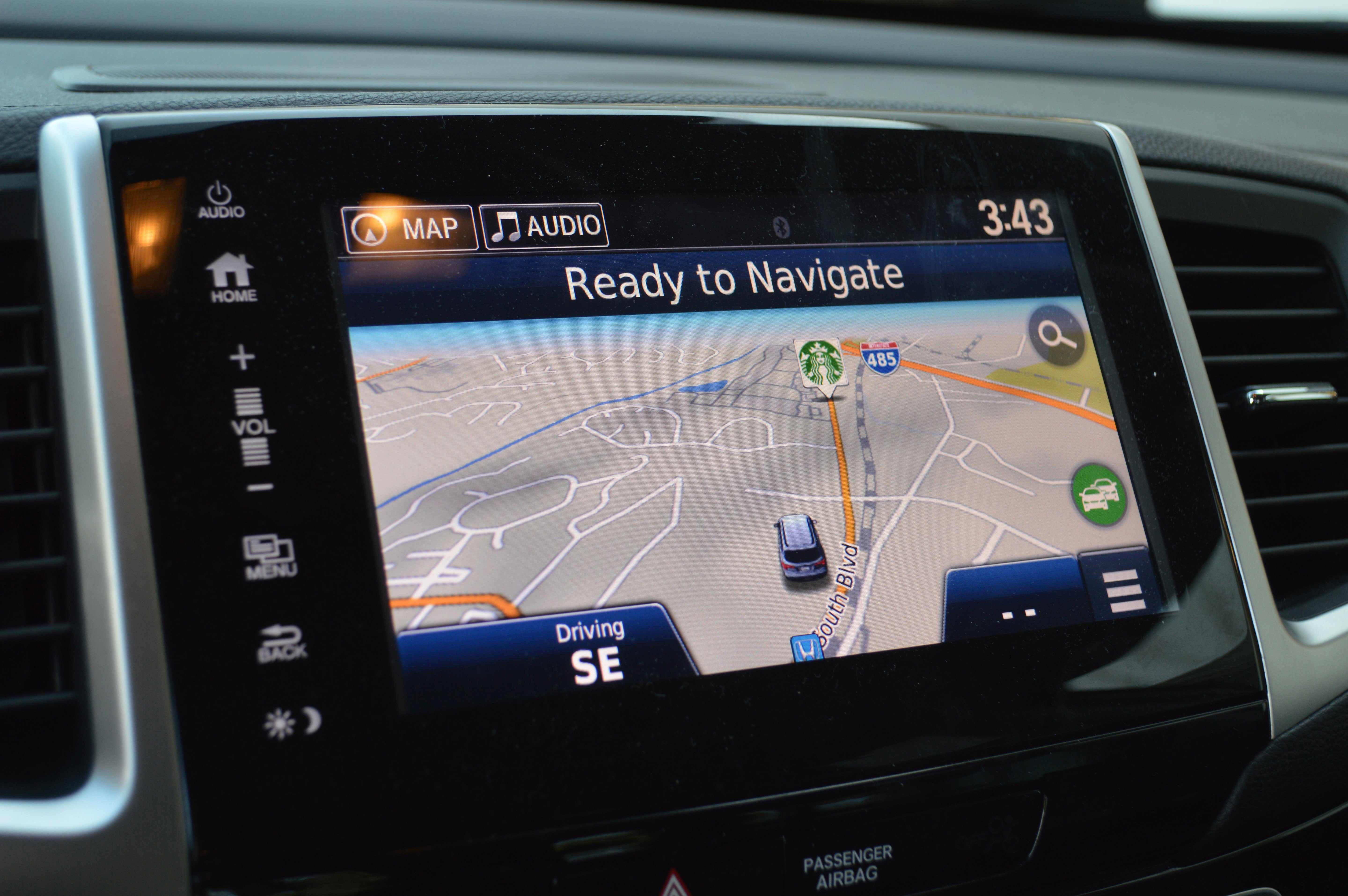 Used 2017 Honda Pilot Touring image 19