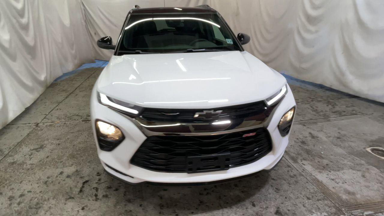Used 2023 Chevrolet TrailBlazer RS AWD/4WD image 3
