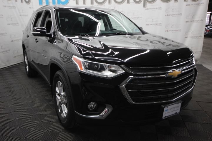 Used 2020 Chevrolet Traverse LT w/ Driver Confidence II Package AWD/4WD image 11
