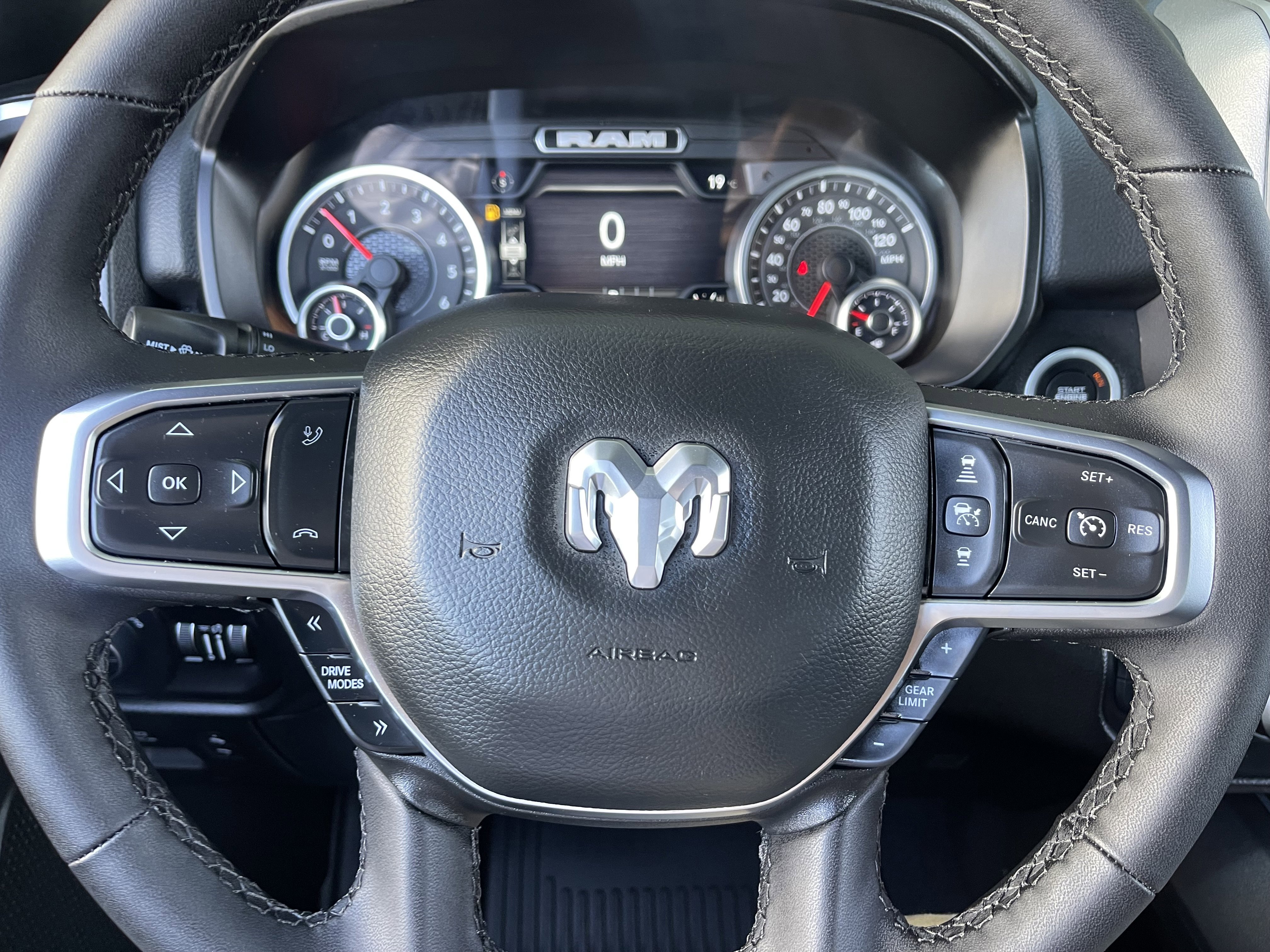 New 2026 RAM 1500 Big Horn AWD/4WD image 36