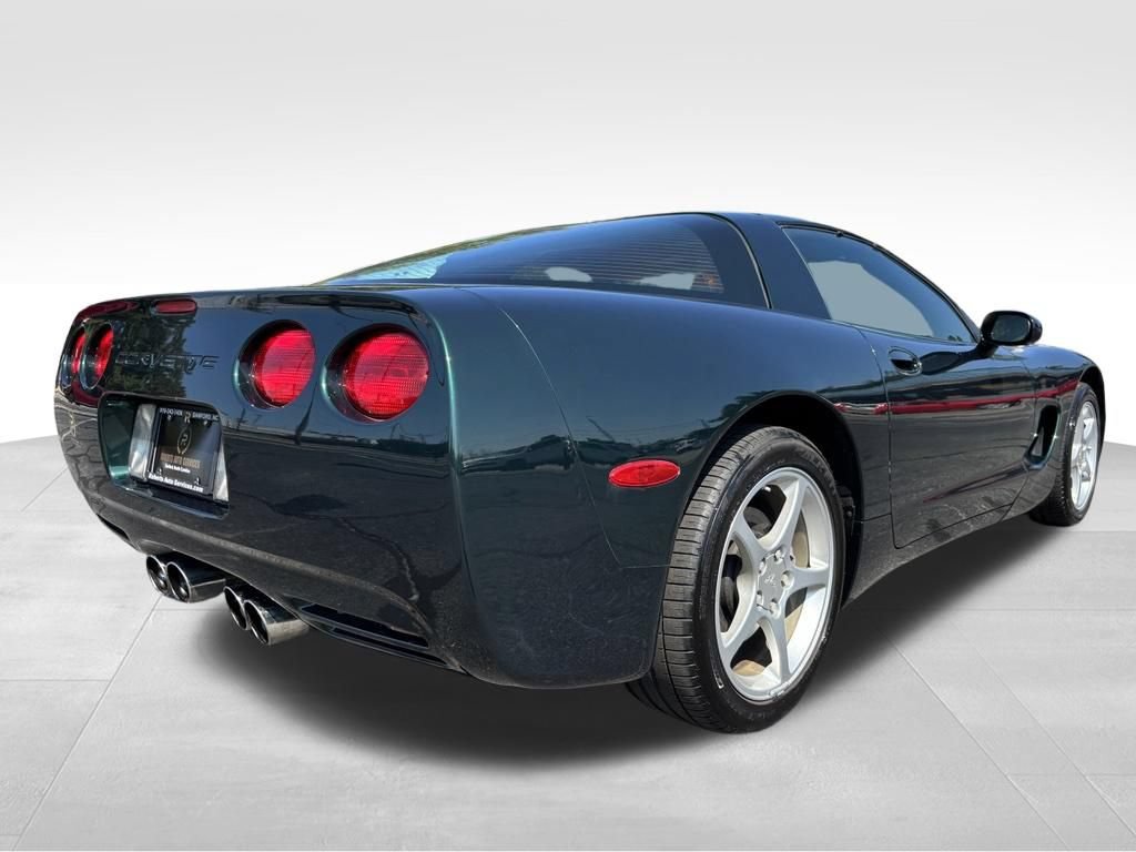Used 2001 Chevrolet Corvette Coupe w/ Preferred Equipment Group1 RWD image 5