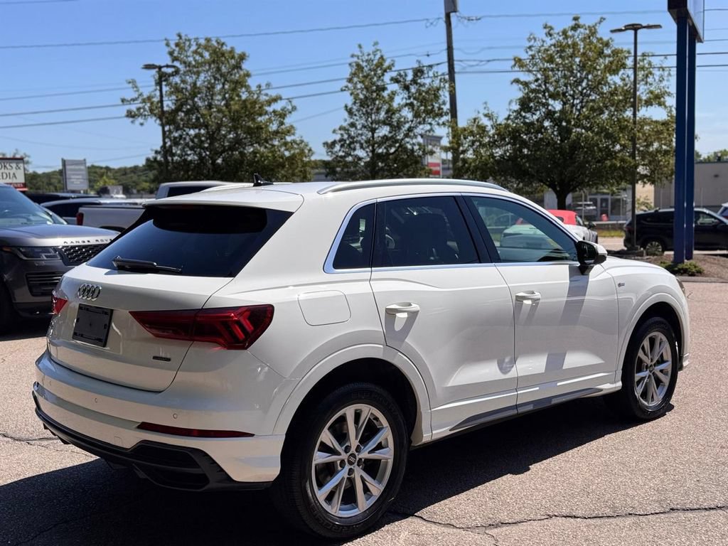 Used 2021 Audi Q3 2.0T Premium w/ Convenience Package AWD/4WD image 6