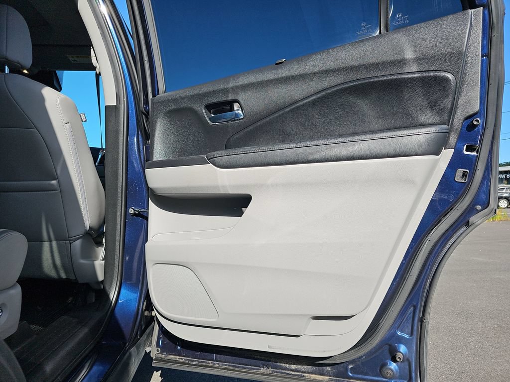 Used 2017 Honda Pilot Elite image 25