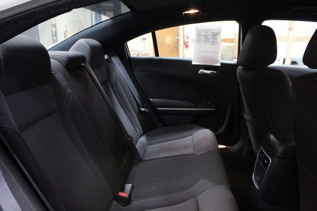 Used 2022 Dodge Charger SXT RWD image 12