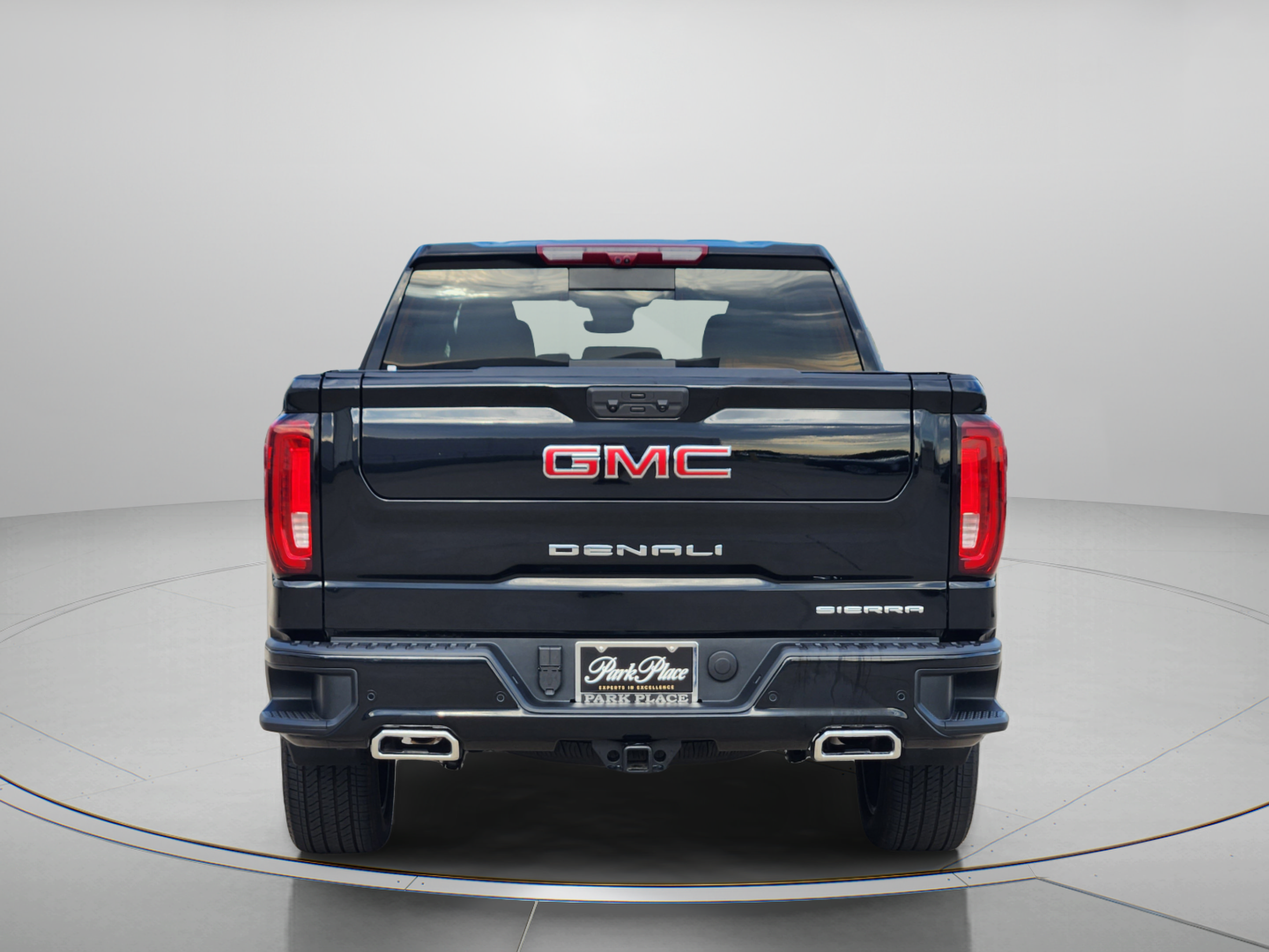 Used 2026 GMC Sierra 1500 Denali w/ Denali Reserve Package AWD/4WD image 4