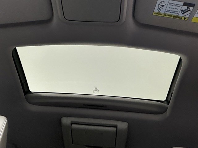 Used 2016 Honda Pilot Elite image 38