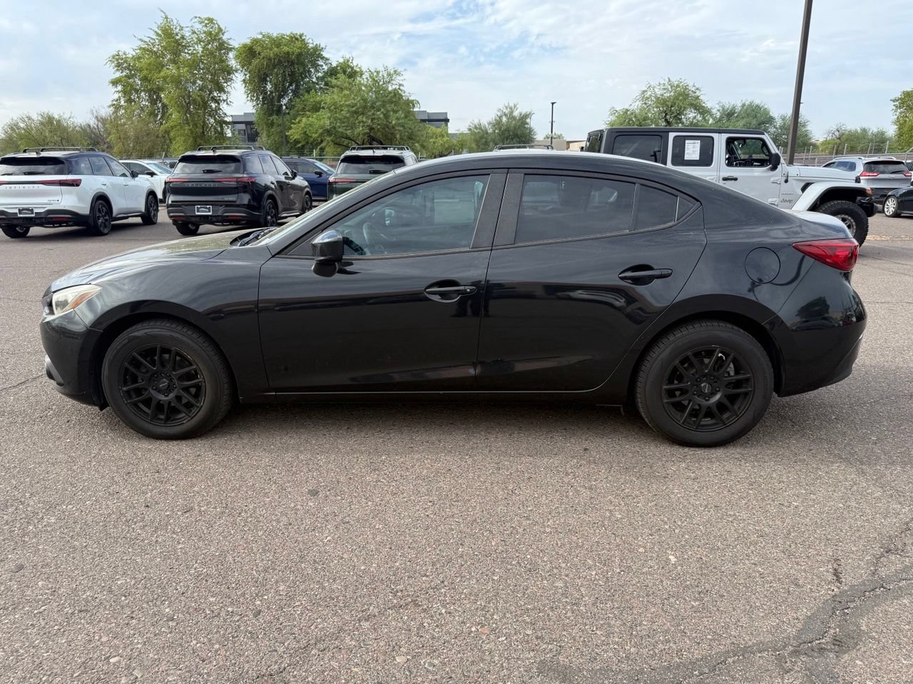 Used 2014 MAZDA MAZDA3 i Sport FWD image 8