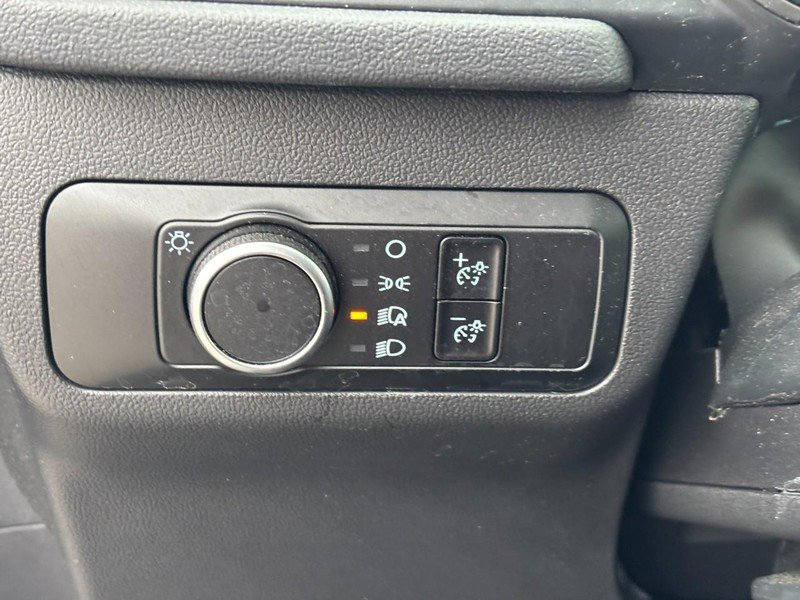 Used 2025 Ford Escape Active w/ Tech Pack #1 AWD/4WD image 18
