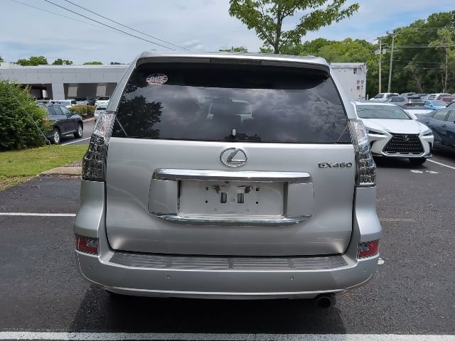 Used 2016 Lexus GX 460 w/ Premium Package AWD/4WD image 4