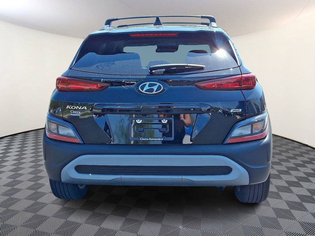 Used 2023 Hyundai Kona SEL AWD/4WD image 8