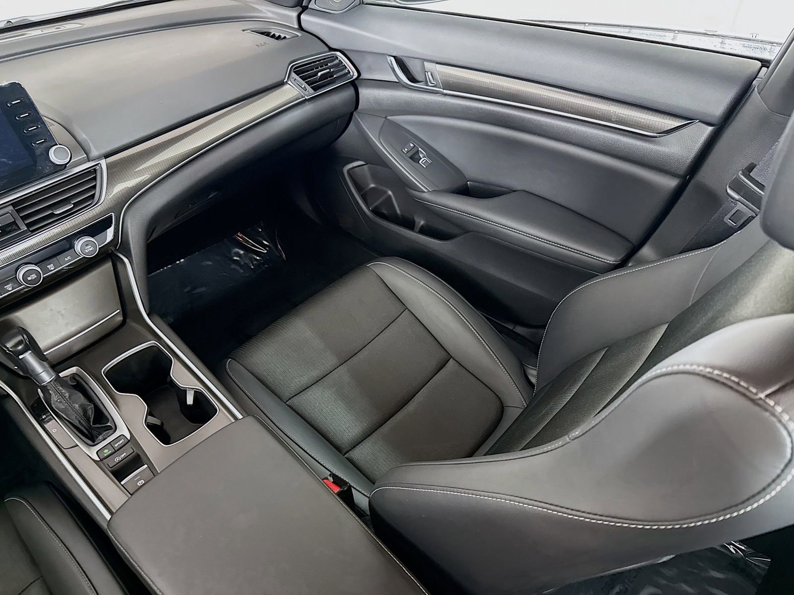 Used 2022 Honda Accord Sport image 21