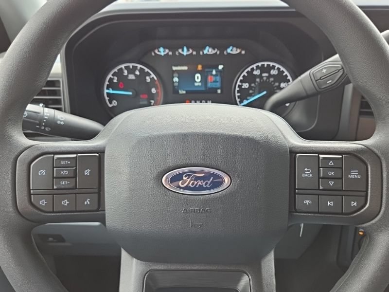 New 2026 Ford F250 XLT w/ FX4 Off-Road Package AWD/4WD image 32