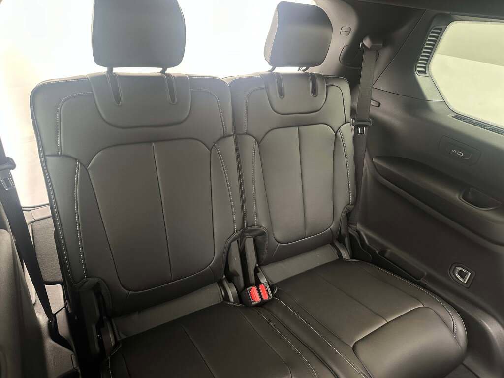 New 2025 Jeep Grand Cherokee L Limited w/ Black Appearance Package image 40