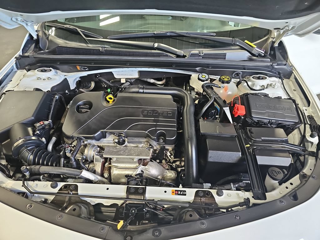 Used 2023 Chevrolet Malibu LT FWD image 30