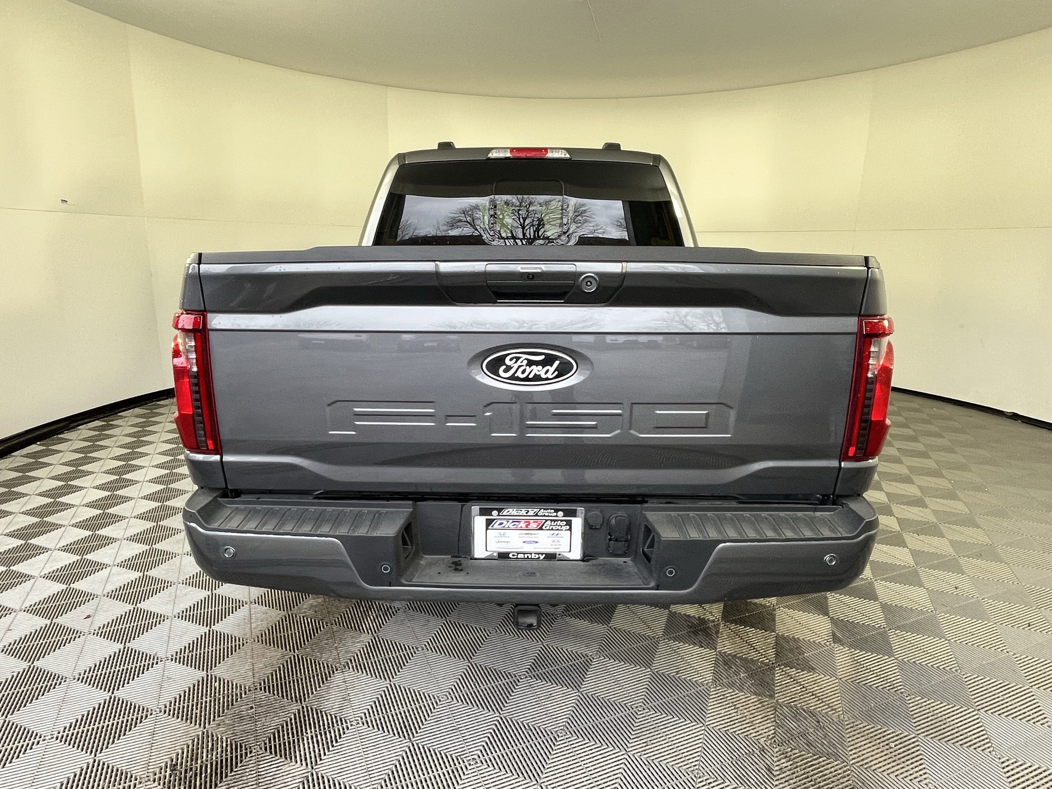 Used 2025 Ford F150 XLT w/ Equipment Group 302A MID image 4