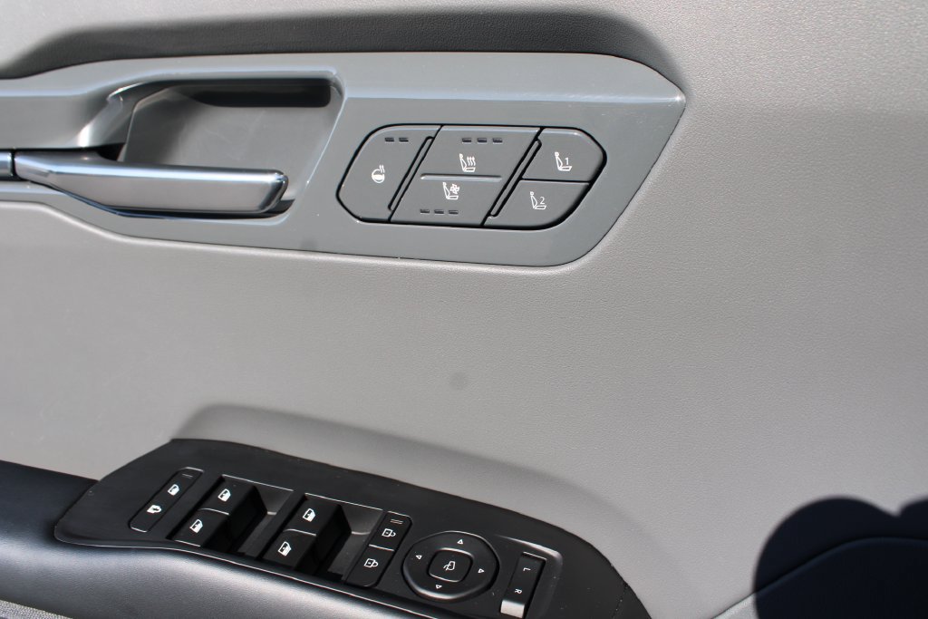 Used 2024 Kia EV9 Land AWD/4WD image 35