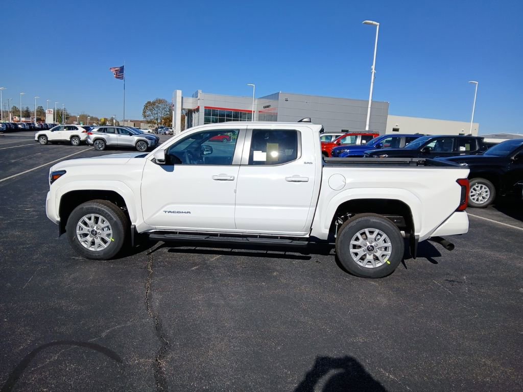 New 2025 Toyota Tacoma SR5 image 4