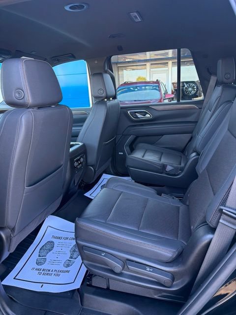 Used 2024 Chevrolet Tahoe High Country AWD/4WD image 11