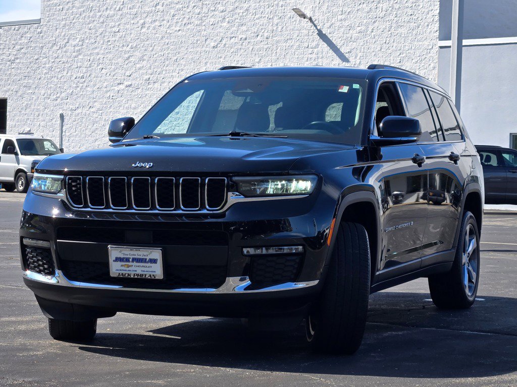 Used 2021 Jeep Grand Cherokee L Limited AWD/4WD image 4