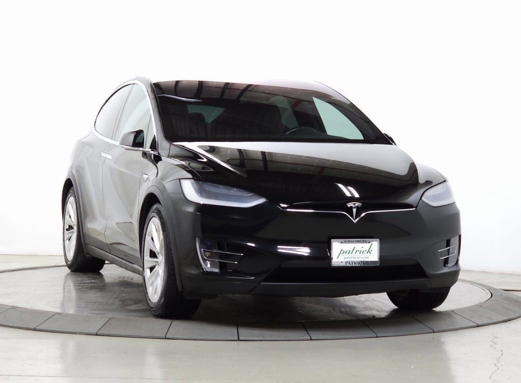 Used 2018 Tesla Model X 75D image 1