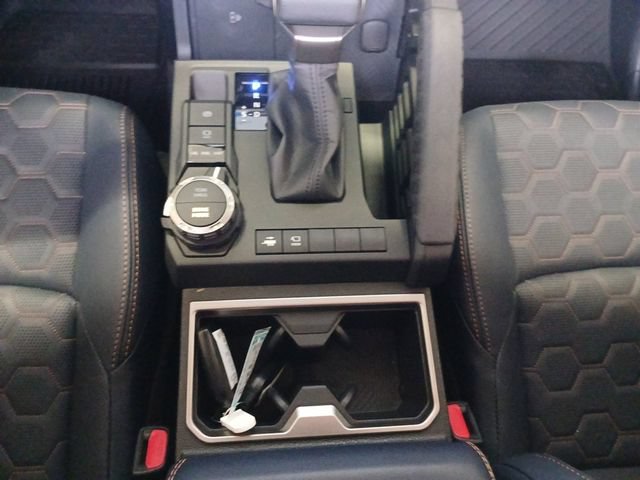 Used 2026 Toyota 4Runner Platinum AWD/4WD image 11