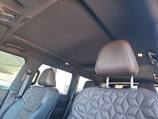 Certified 2026 Nissan Armada Platinum RWD image 23
