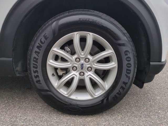 Used 2020 Ford Explorer 4WD w/ Class III Trailer Tow Package image 11