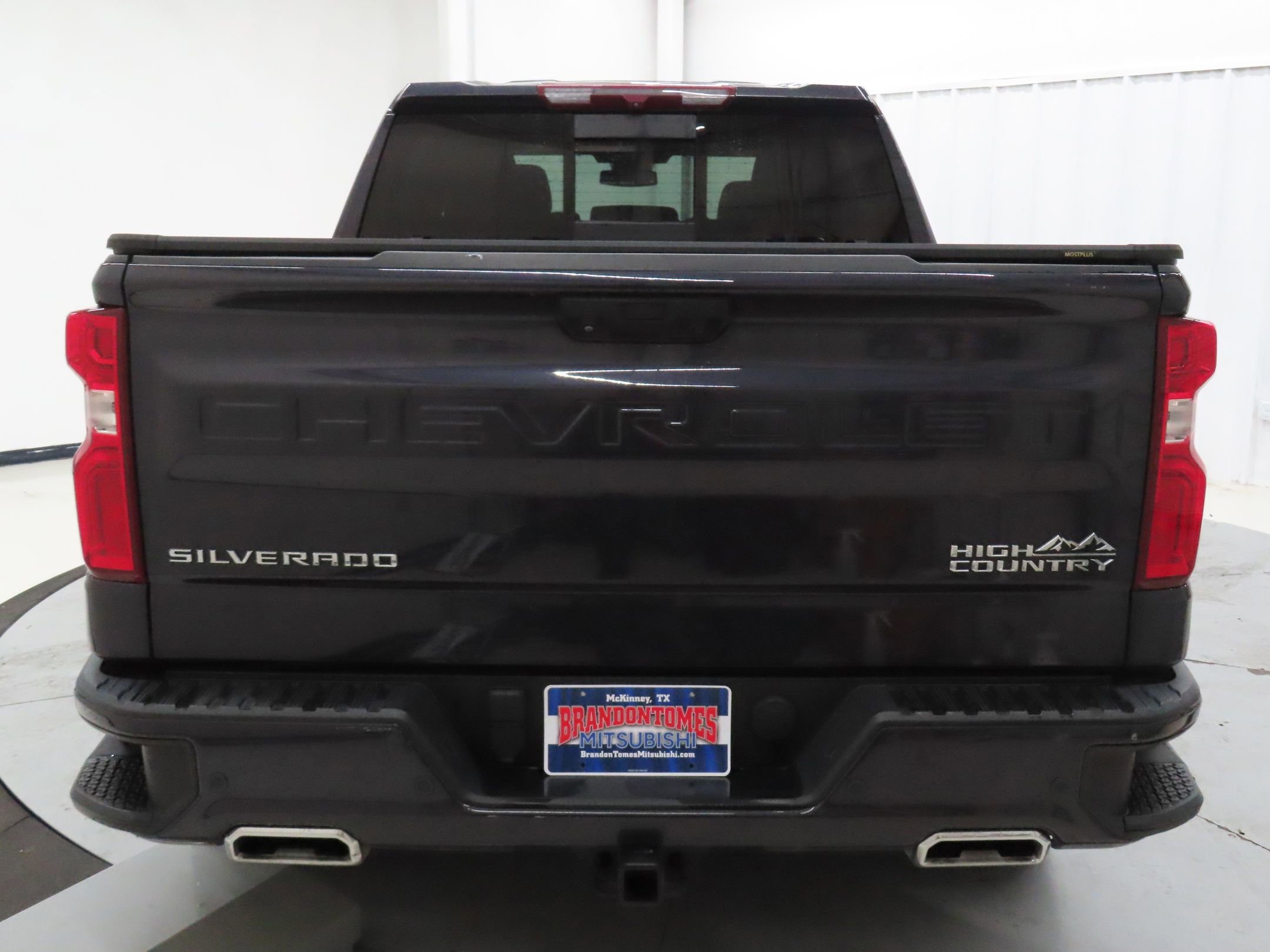 Used 2023 Chevrolet Silverado 1500 High Country image 4