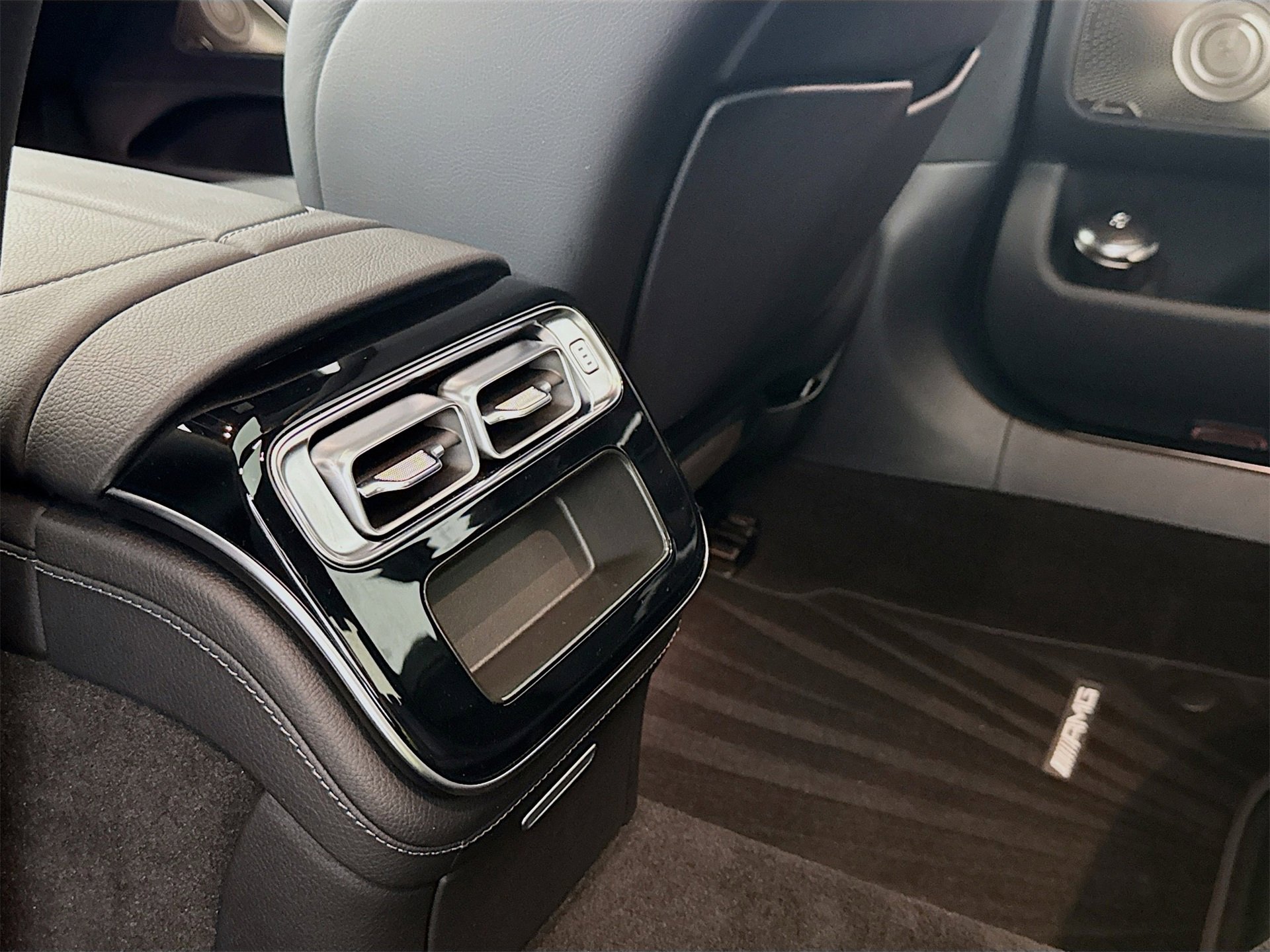 Certified 2022 Mercedes-Benz S 500 4MATIC image 28