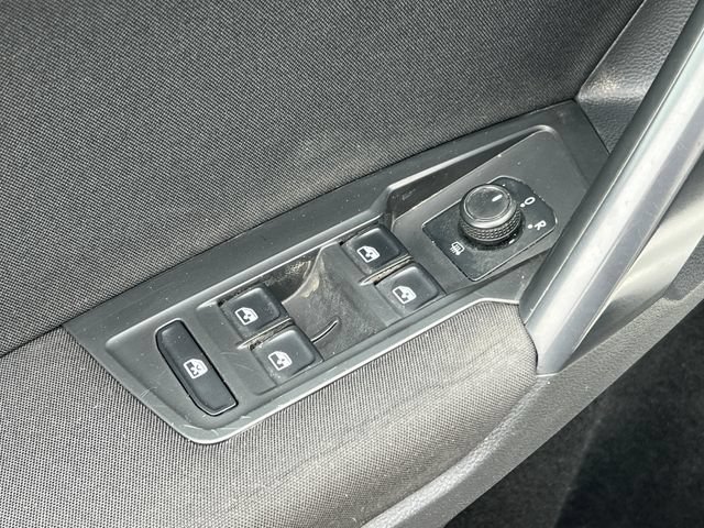 Used 2021 Volkswagen Tiguan S AWD/4WD image 15