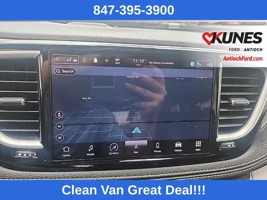 Used 2022 Chrysler Pacifica Touring-L w/ Uconnect Theater Family Group FWD image 24