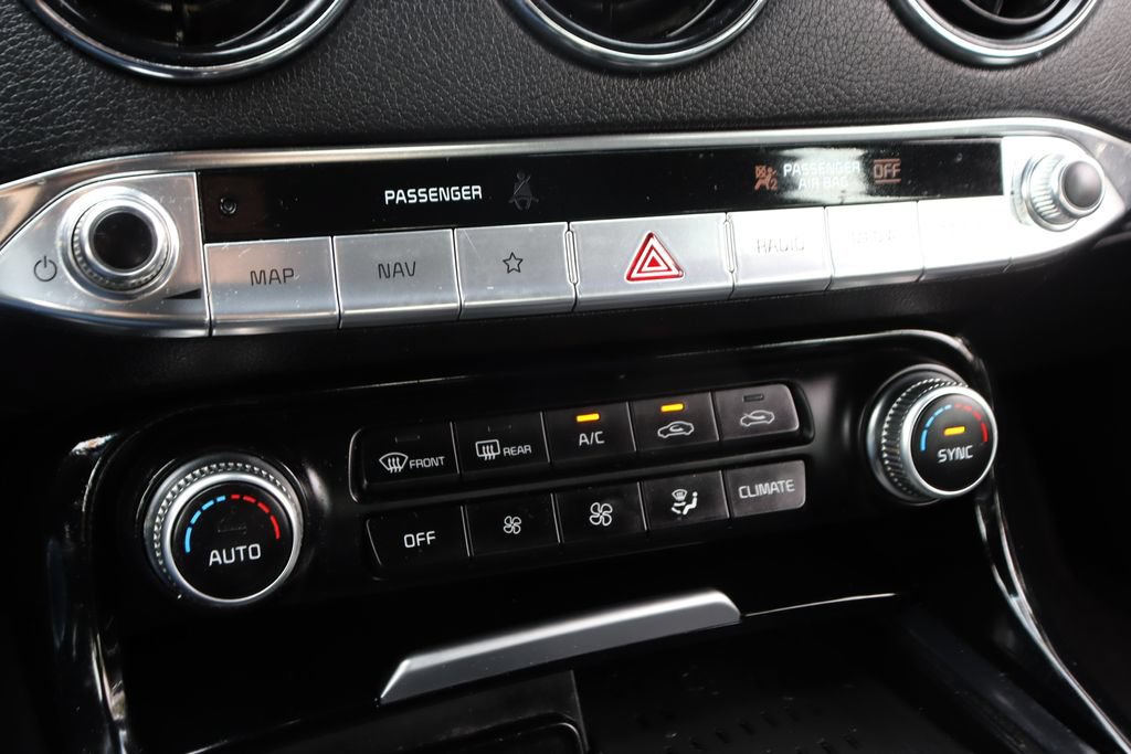 Used 2023 Kia Stinger GT-Line image 33