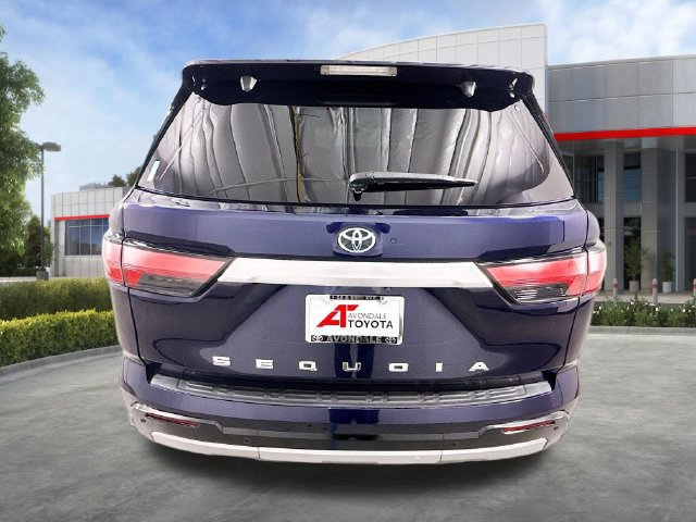 Used 2023 Toyota Sequoia Capstone AWD/4WD image 7