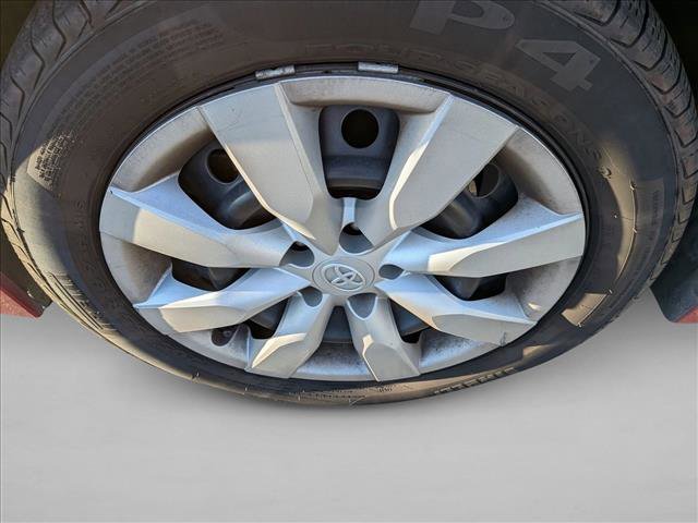 Used 2015 Toyota Corolla LE image 11