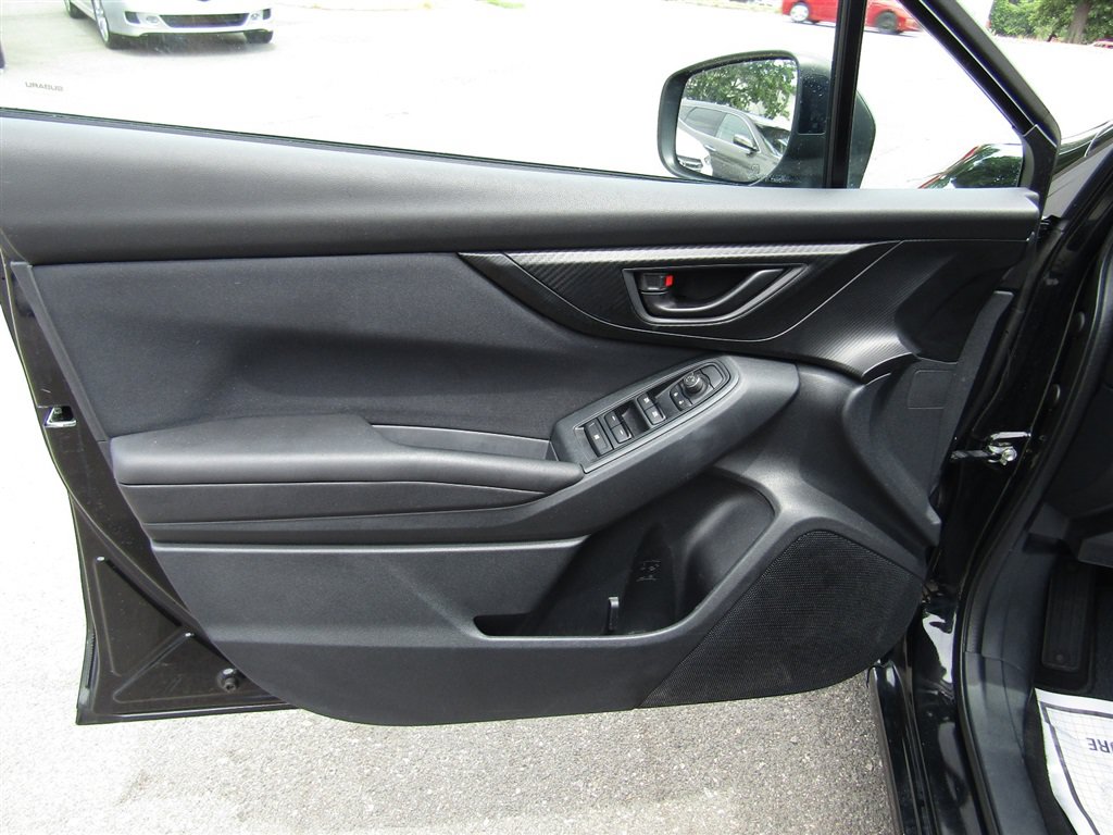 Used 2018 Subaru Impreza 2.0i Premium w/ Eyesight & BSD & Rcta AWD/4WD image 13
