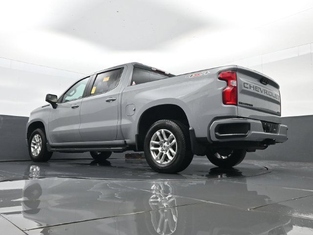 Used 2024 Chevrolet Silverado 1500 RST AWD/4WD image 24