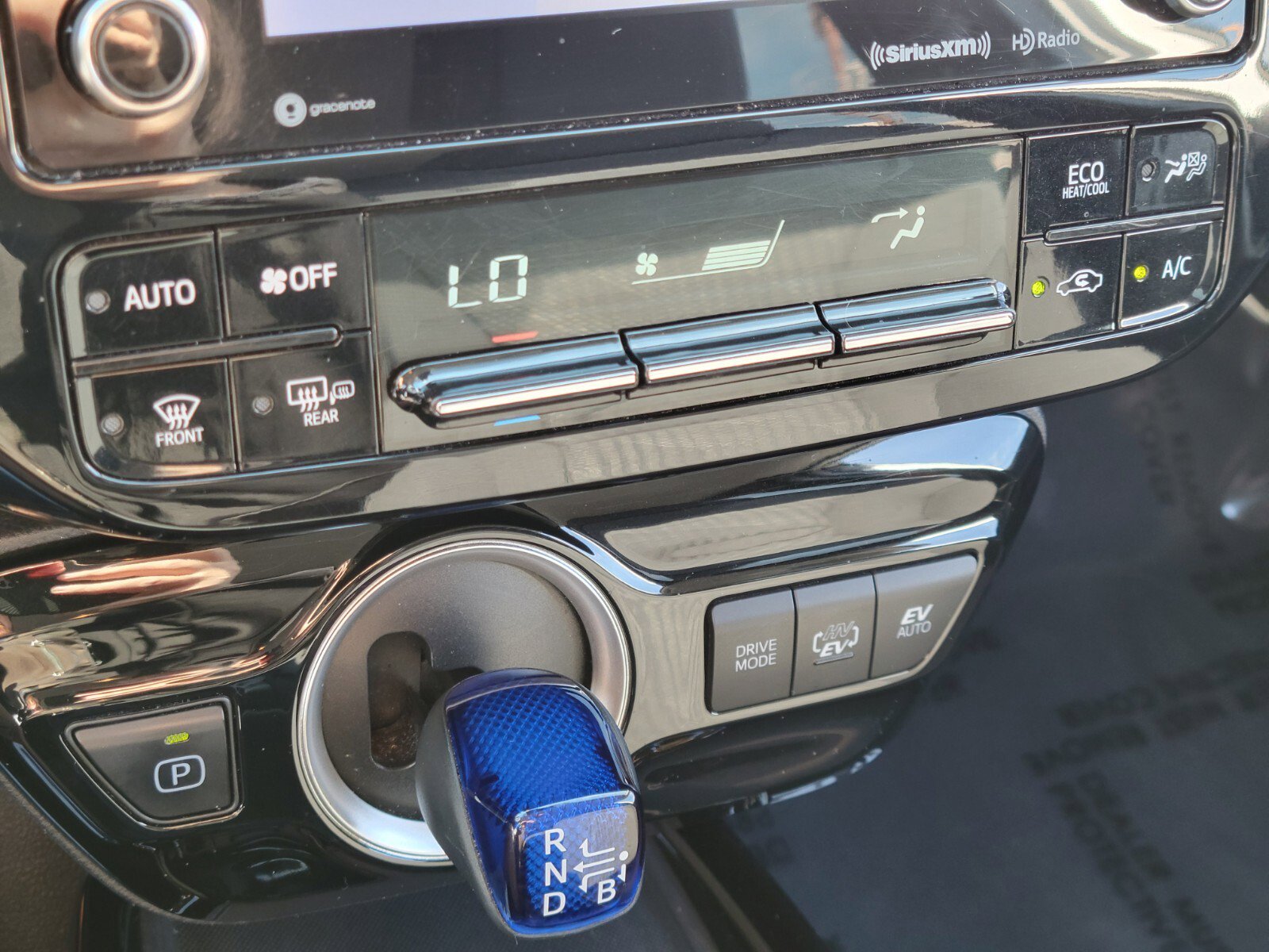 Certified 2020 Toyota Prius Prime LE image 21