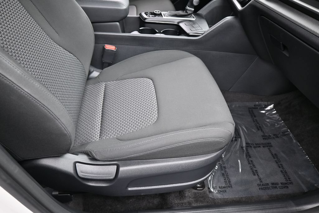 Used 2025 Kia Sportage LX FWD image 38