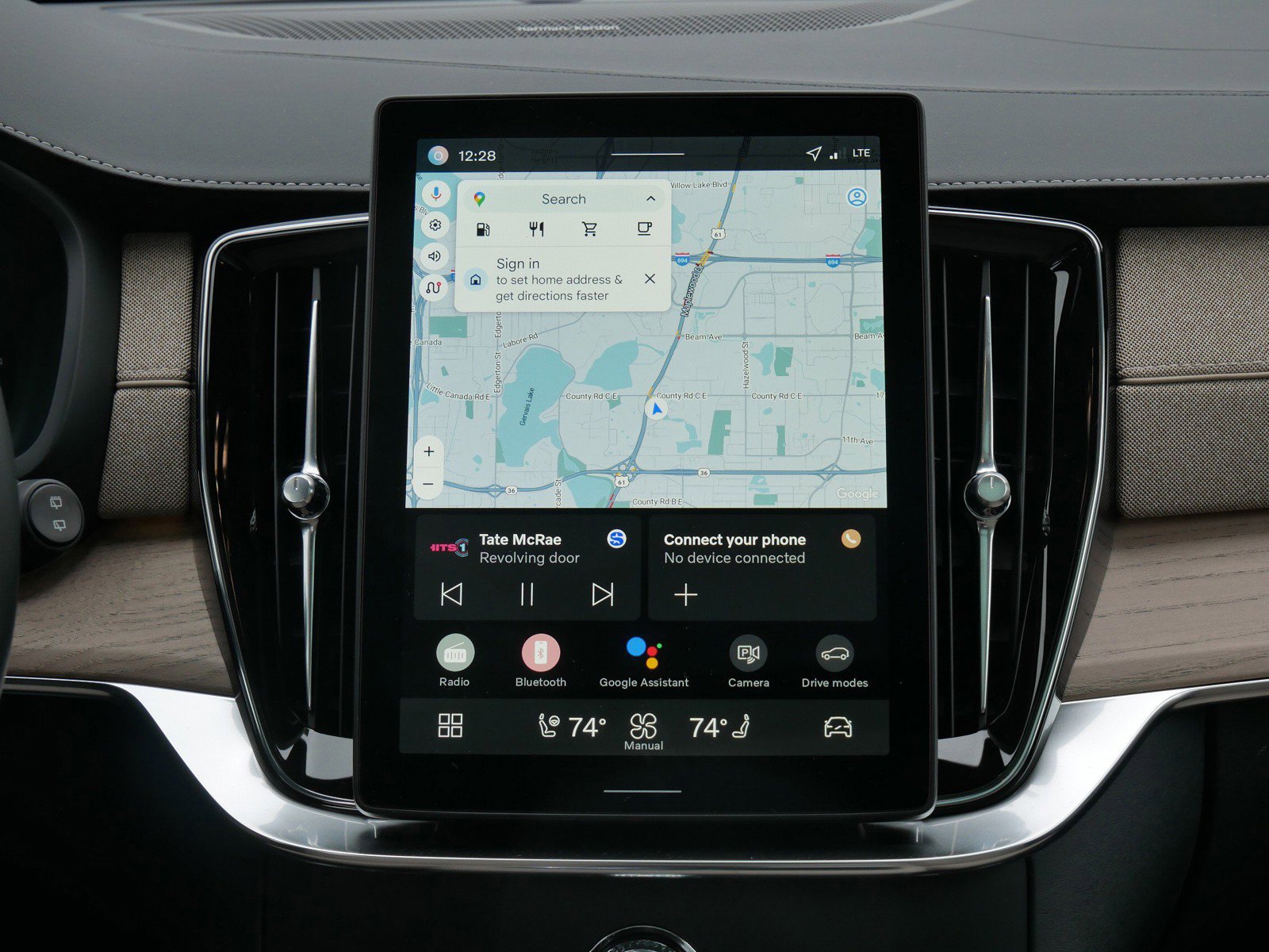 New 2026 Volvo XC90 B6 Plus image 8
