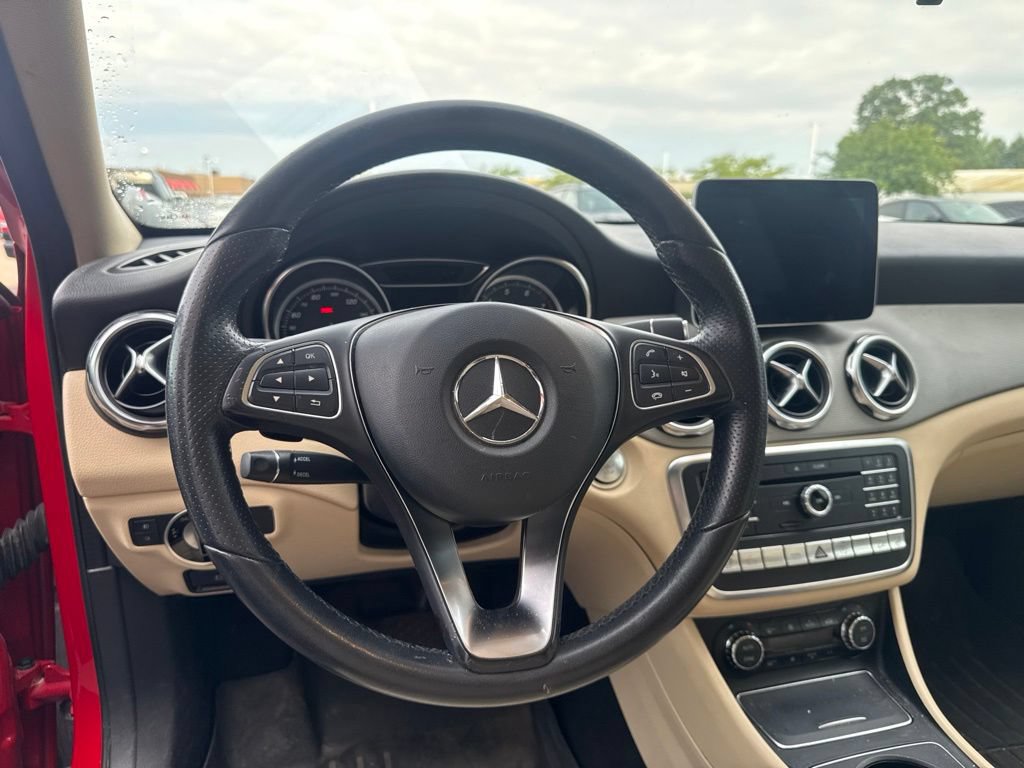Used 2018 Mercedes-Benz GLA 250 4MATIC image 9