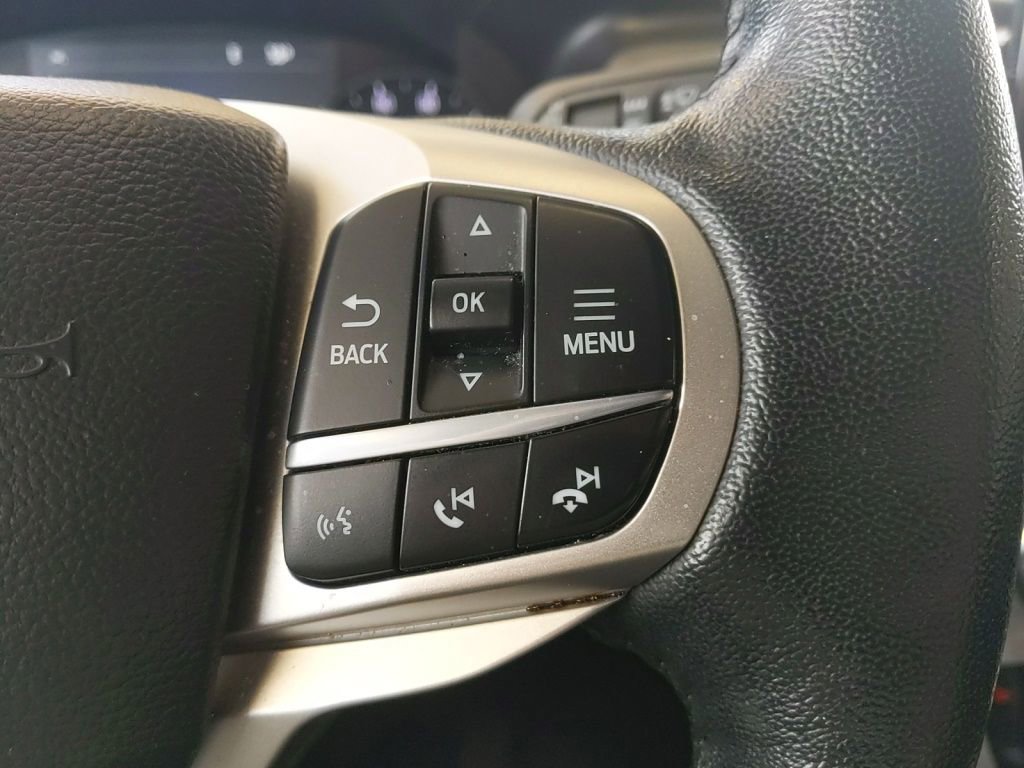 Used 2022 Ford Explorer XLT w/ Equipment Group 202A AWD/4WD image 20