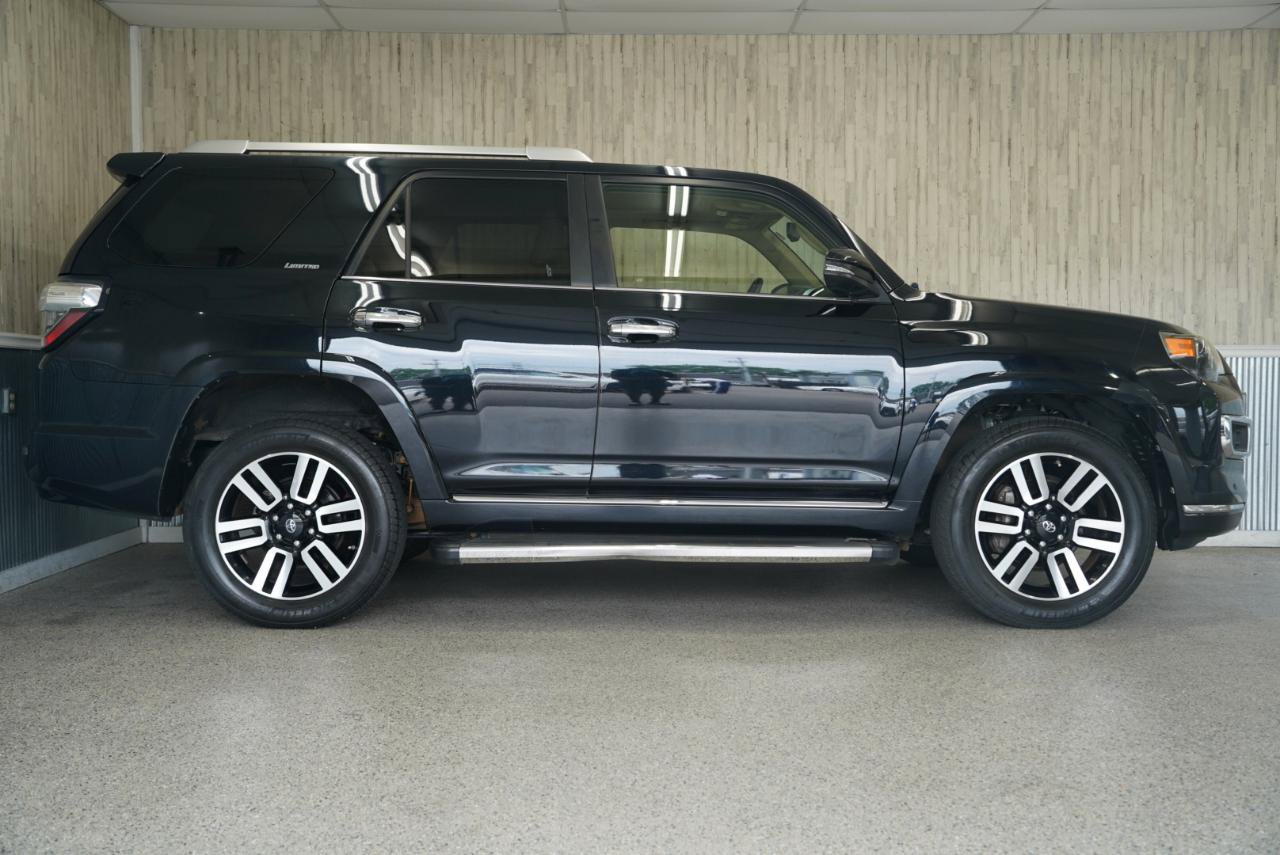 Used 2017 Toyota 4Runner Limited AWD/4WD image 6