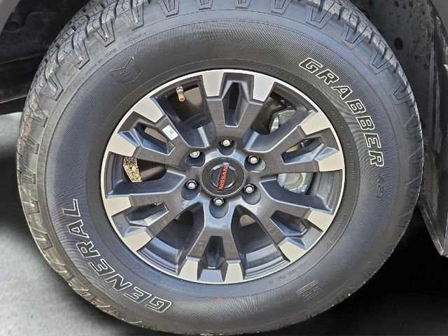 Used 2022 Nissan Titan PRO-4X w/ Pro-4x Convenience Package image 8