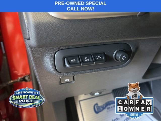 Used 2024 GMC Terrain Denali image 13