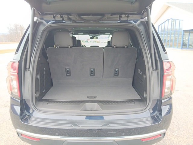 Used 2024 Chevrolet Tahoe LT w/ Luxury Package image 25