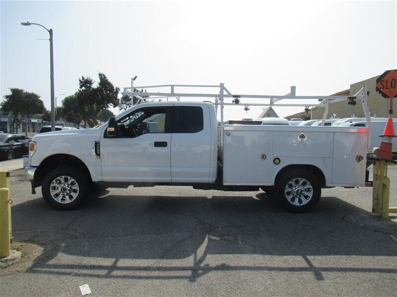 Used 2022 Ford F250 XL w/ STX Appearance Package AWD/4WD image 4