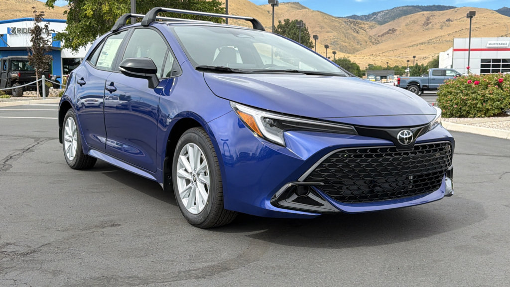 New 2026 Toyota Corolla SE FWD image 1