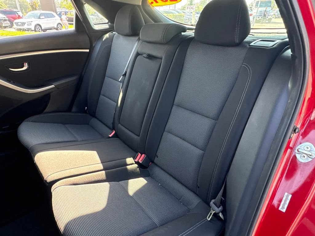 Used 2013 Hyundai Elantra GT FWD image 11
