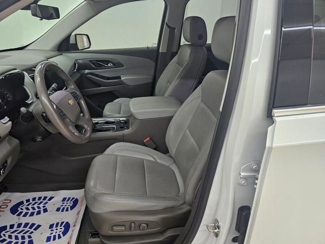 Used 2021 Chevrolet Traverse Premier w/ LPO, Floor Liner Package AWD/4WD image 2
